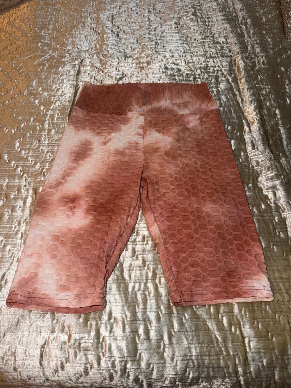 shosho Pink Tie-Dye Textured Bike Shorts